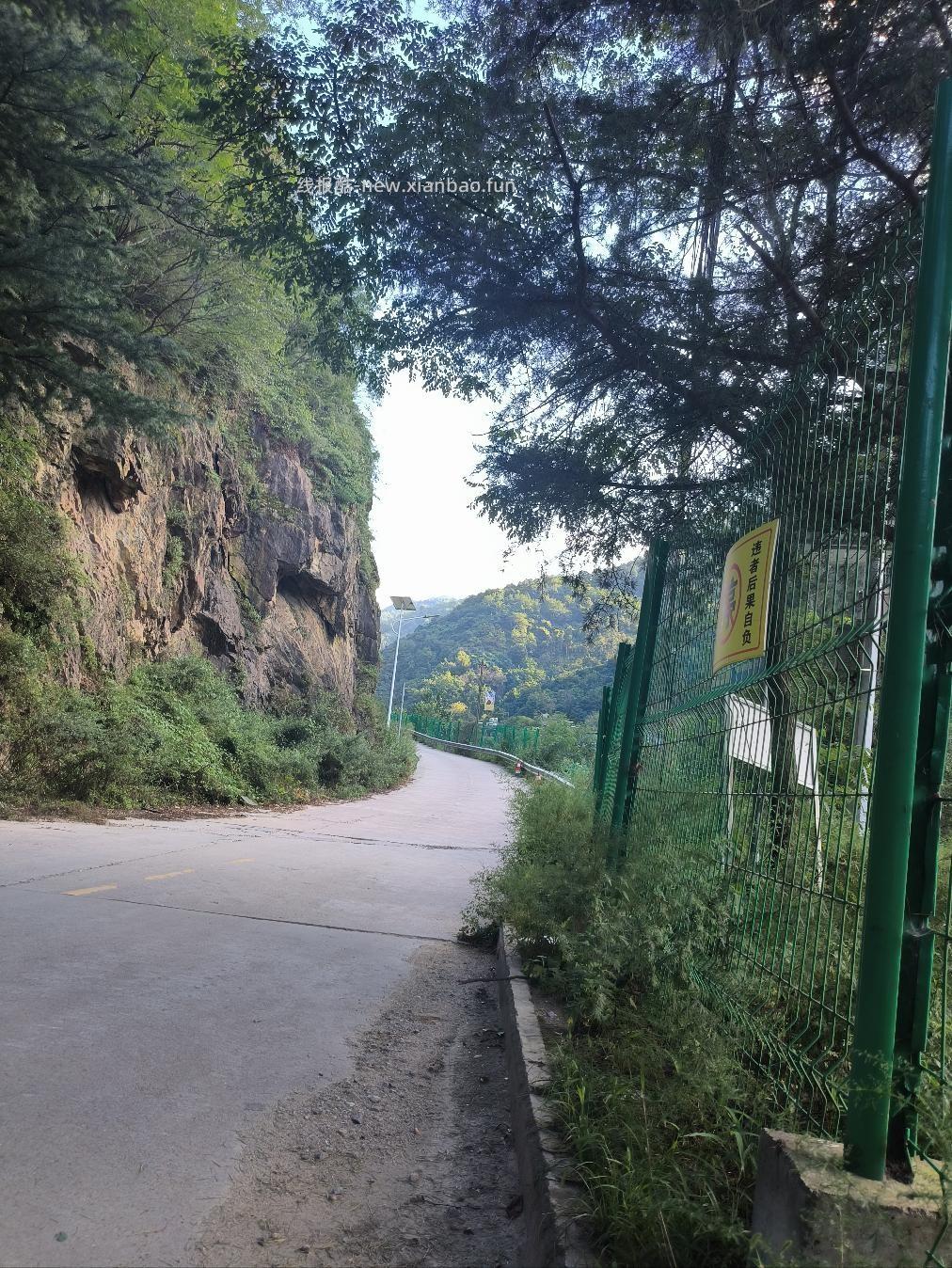 在山里爬山 - 线报酷 在山里爬山 - 线报酷